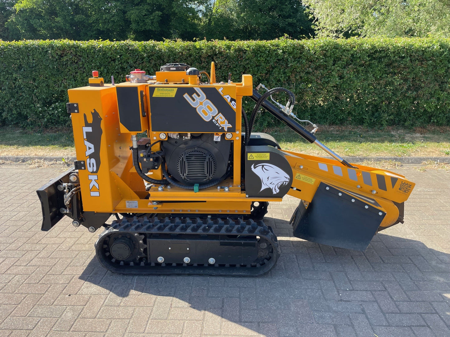 38RX Tracked Stump Grinder